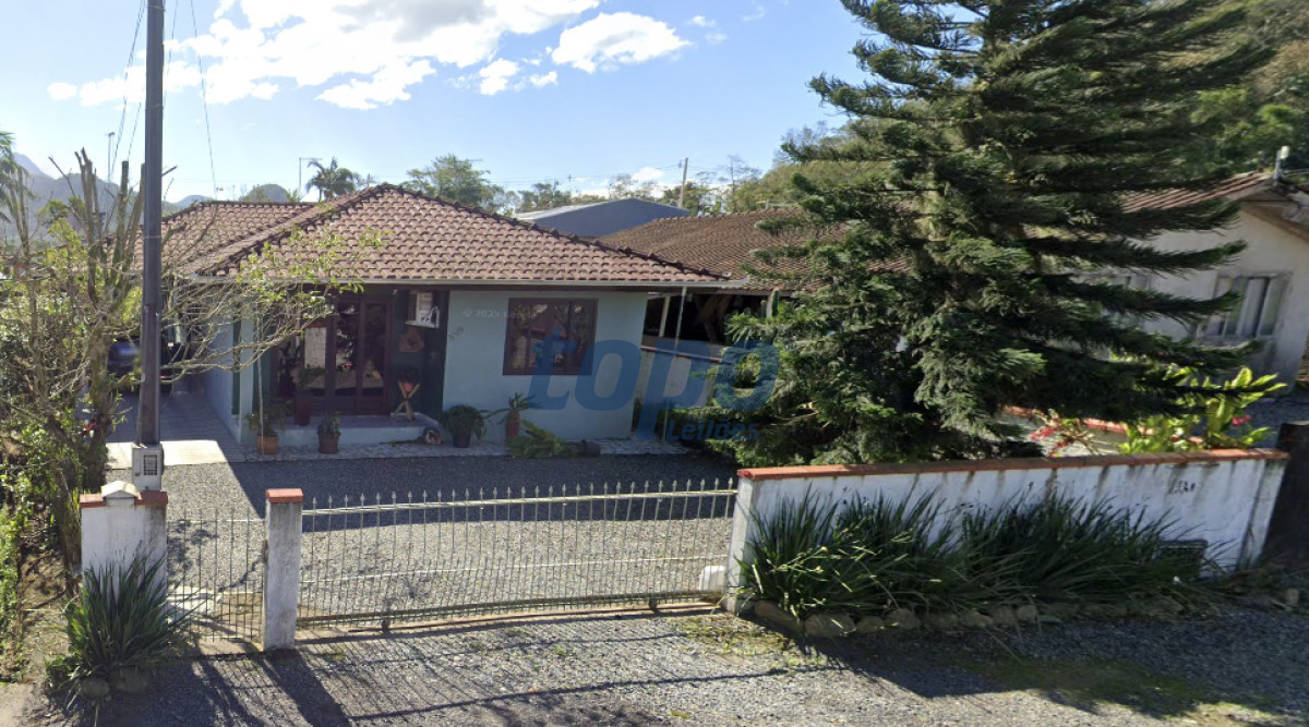 Lote 1 - direitos hereditários - 33,3% sobre a fração de 50% - casa - rua joão reni de lima meirelles, nº 599 - garuva/sc